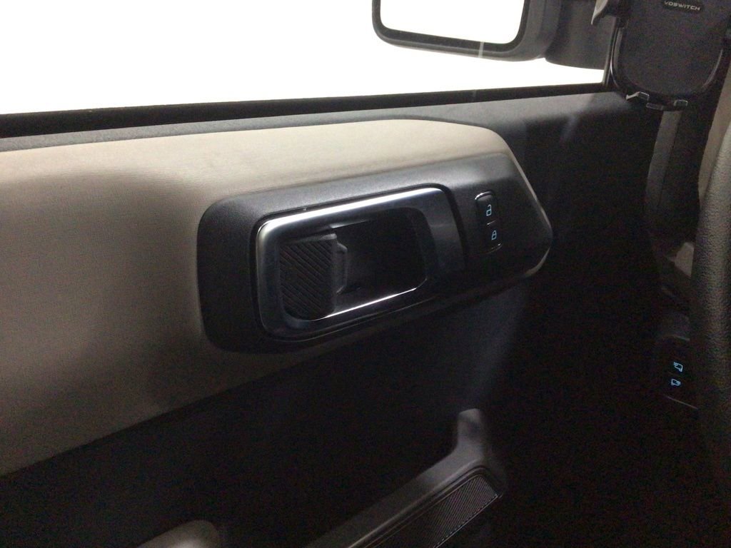 Used 2023 Ford Bronco Wildtrak AWD/4WD image 17