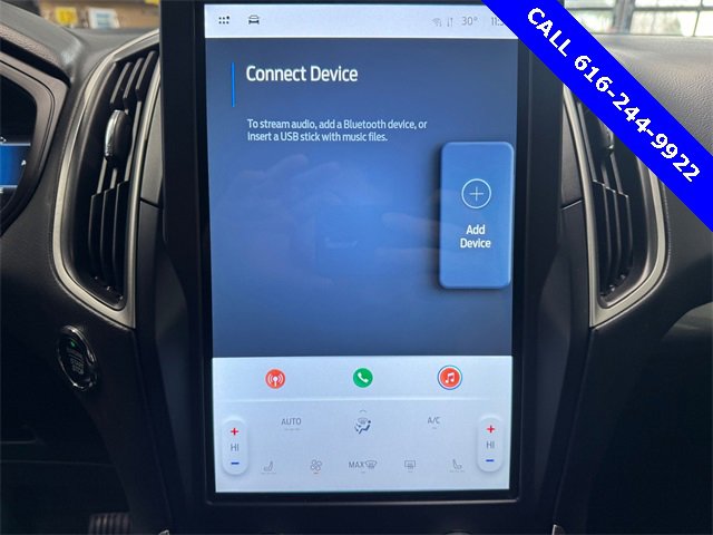 Used 2023 Ford Edge SEL image 17