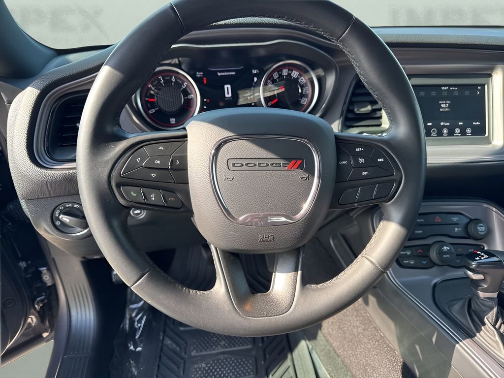 Used 2023 Dodge Challenger SXT image 12
