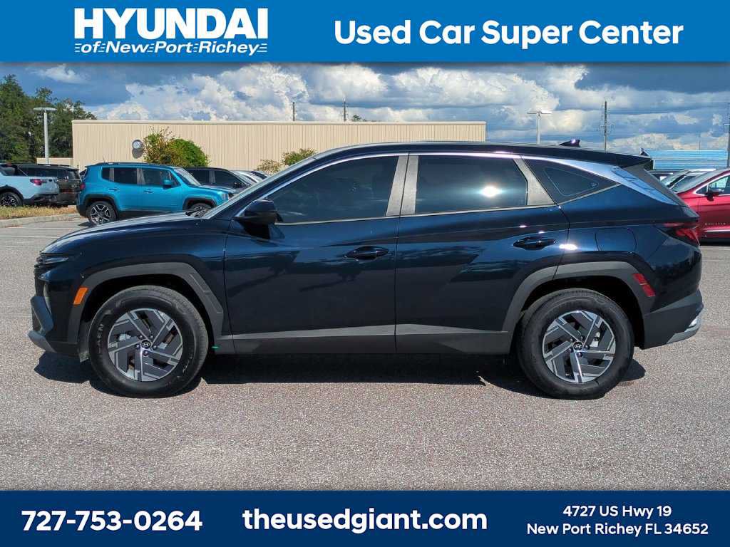 Certified 2026 Hyundai Tucson Blue SE AWD/4WD image 1