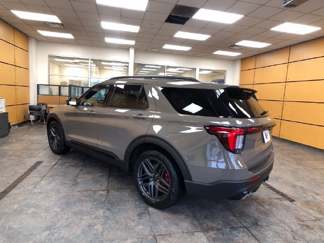 New 2027 Ford Explorer ST w/ Sun And Sound Package AWD/4WD image 5