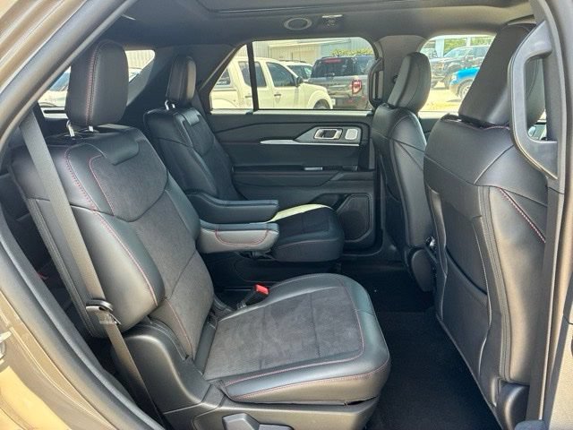 New 2026 Ford Explorer ST w/ Sun And Sound Package AWD/4WD image 30