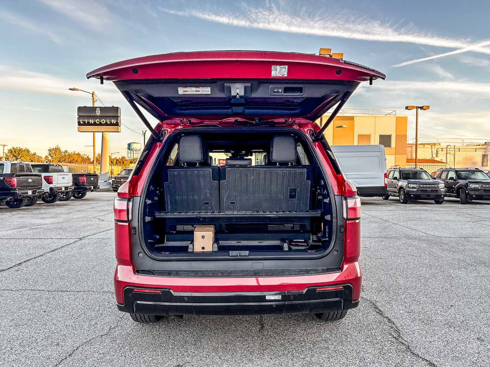 Used 2025 Toyota Sequoia Platinum image 16