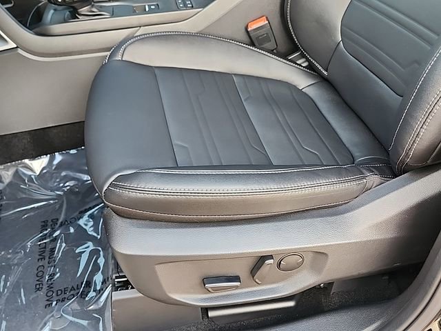 New 2024 Ford Ranger Lariat w/ Advanced Towing Package image 7