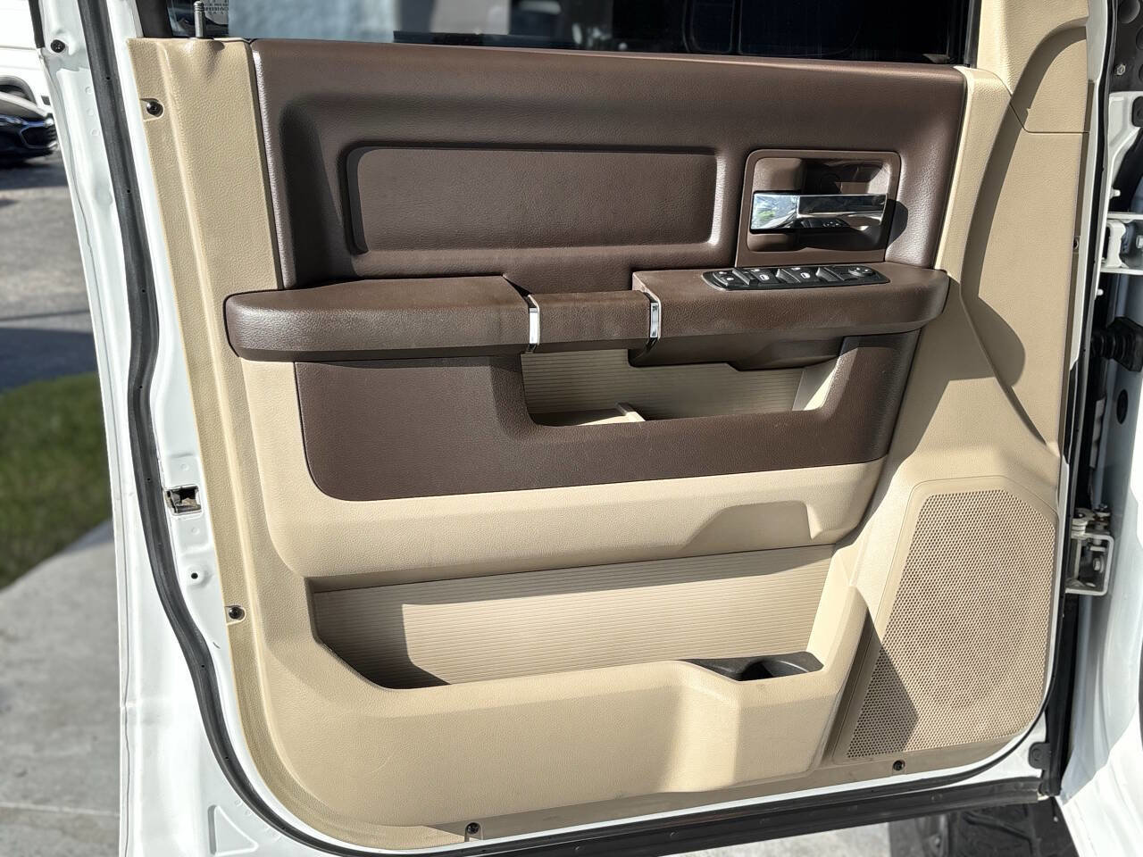 Used 2010 Dodge Ram 2500 Truck SLT w/ Lone Star Regional Pkg image 12