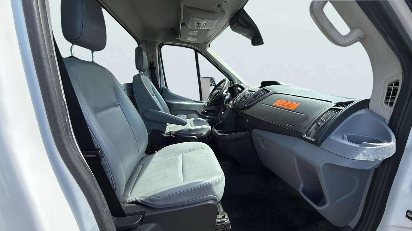 Used 2018 Ford Transit 350 156 DRW RWD image 18