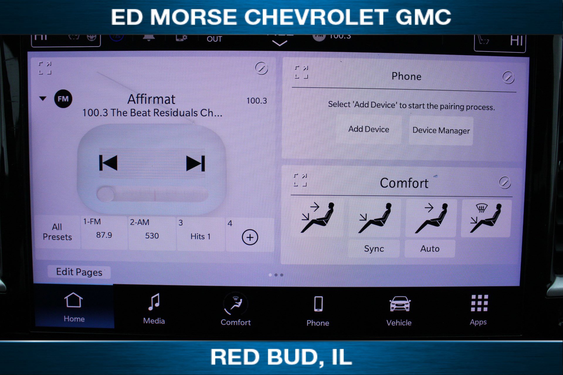 Used 2023 Chrysler Pacifica Touring-L image 10