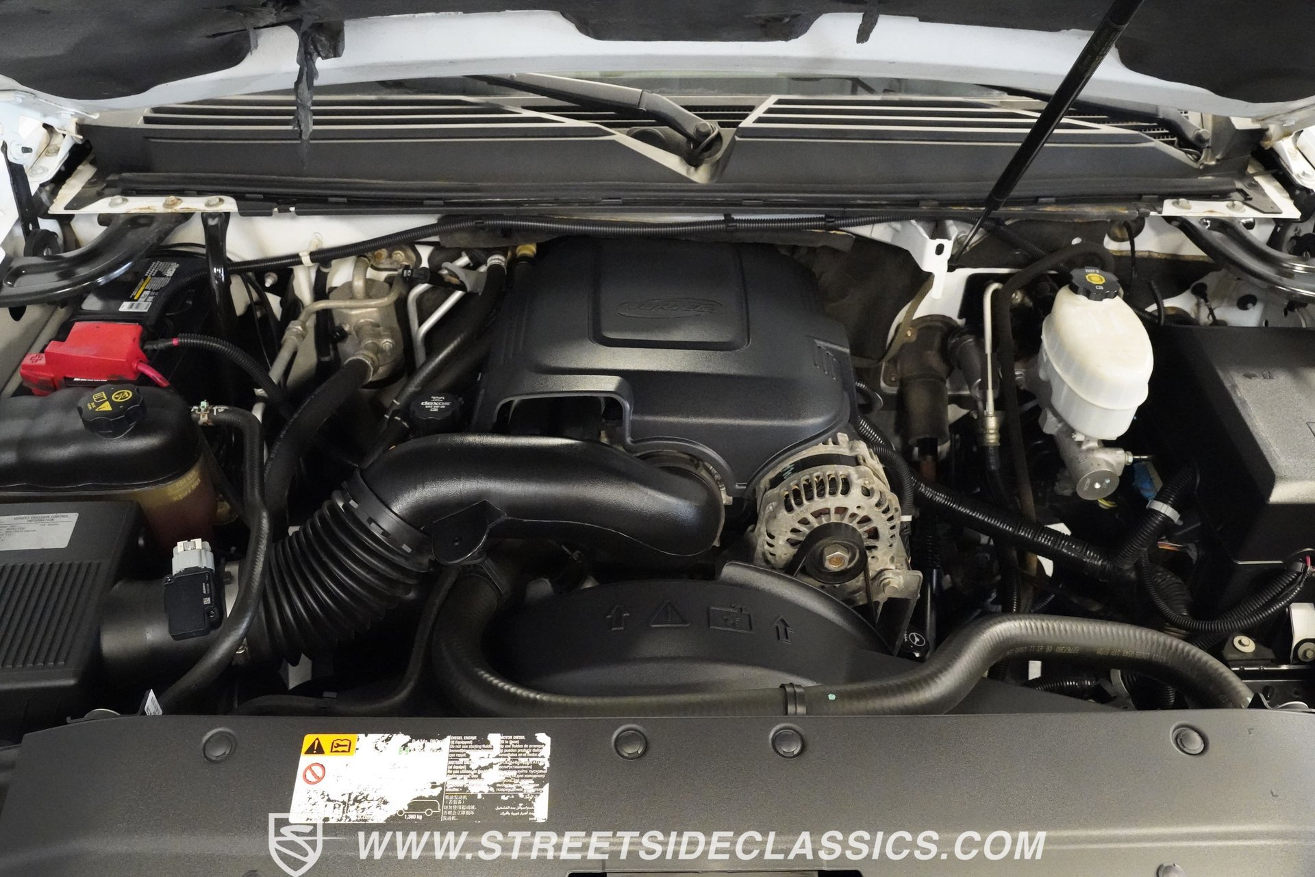 Used 2011 Chevrolet Suburban 2500 w/ Skid Plate Package image 4