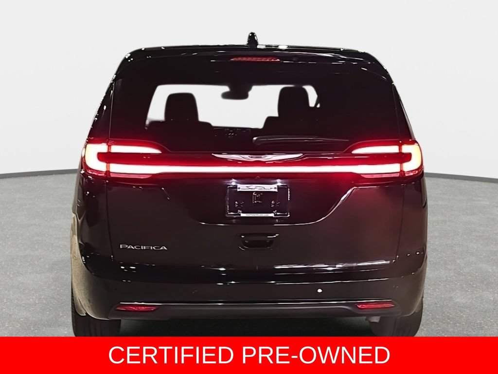 Used 2025 Chrysler Pacifica Select FWD image 6