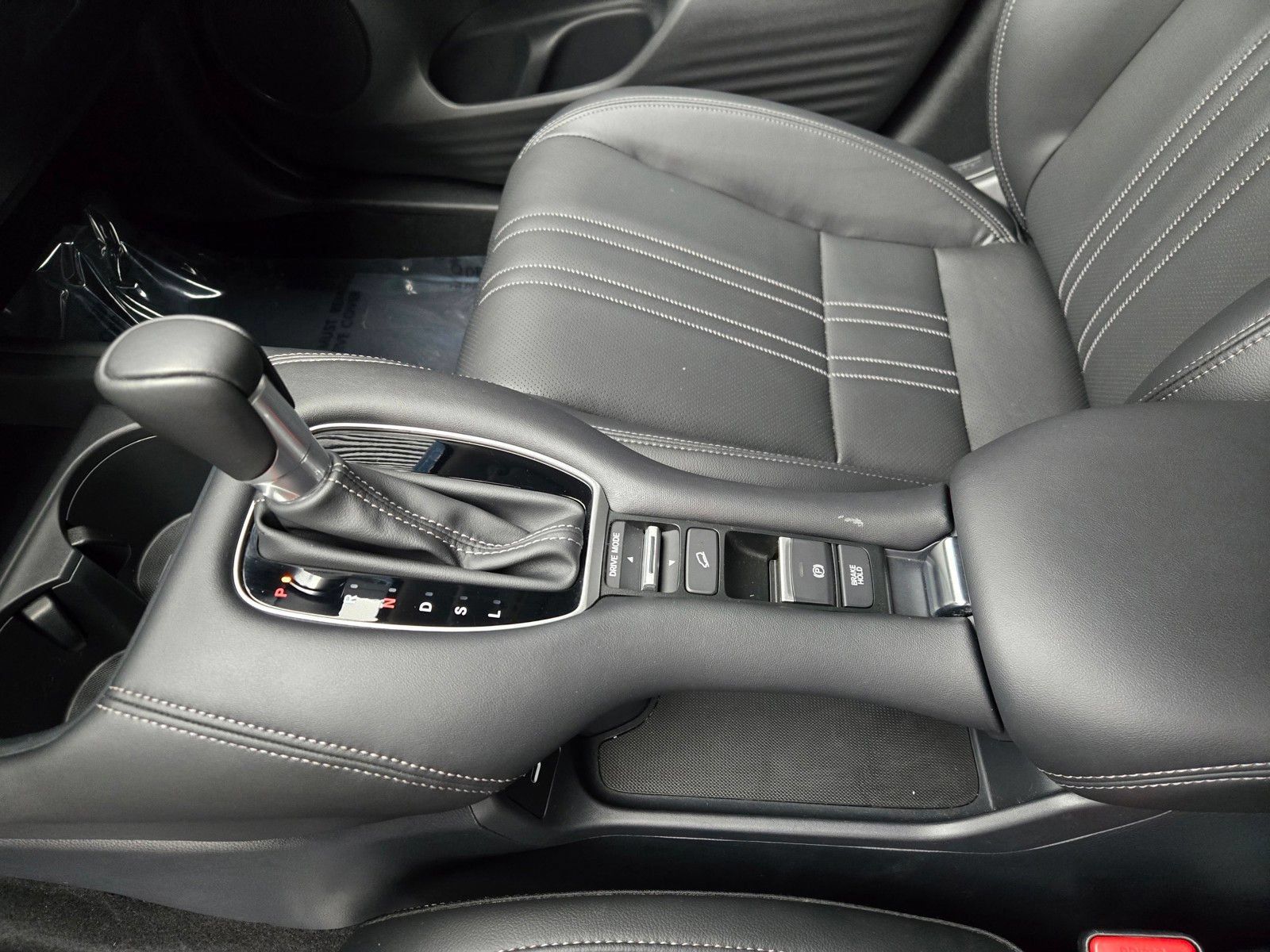 Used 2025 Honda HR-V EX-L image 23
