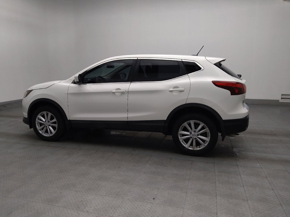 Used 2018 Nissan Rogue Sport S w/ S Appearance Package FWD image 3