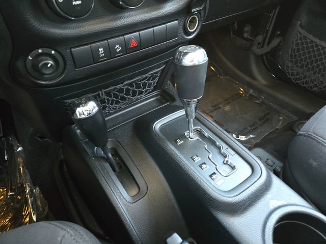 Used 2015 Jeep Wrangler Unlimited Sport w/ Quick Order Package 24S AWD/4WD image 14