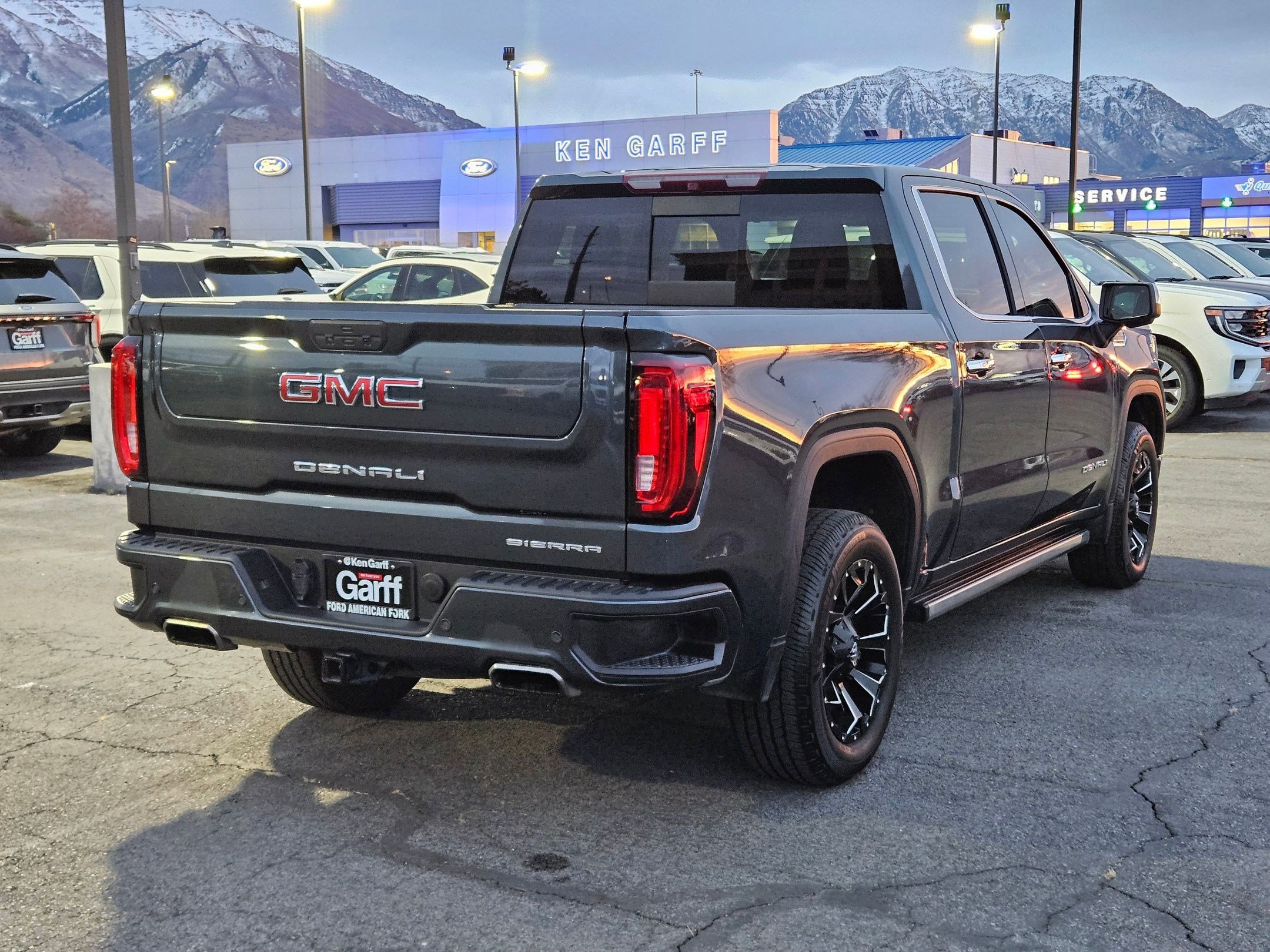 Used 2019 GMC Sierra 1500 Denali w/ Denali Ultimate Package image 3
