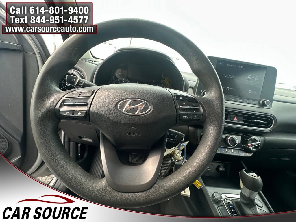 Used 2023 Hyundai Kona SE AWD/4WD image 16