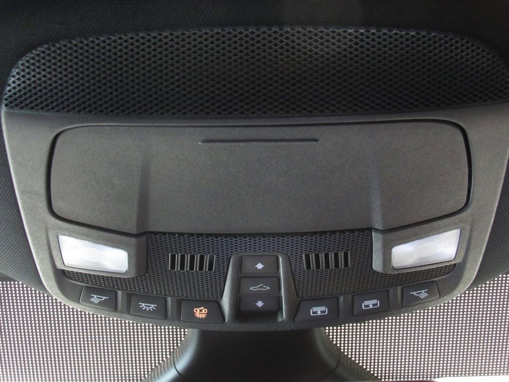 Used 2022 Ford Edge ST w/ Equipment Group 401A image 27