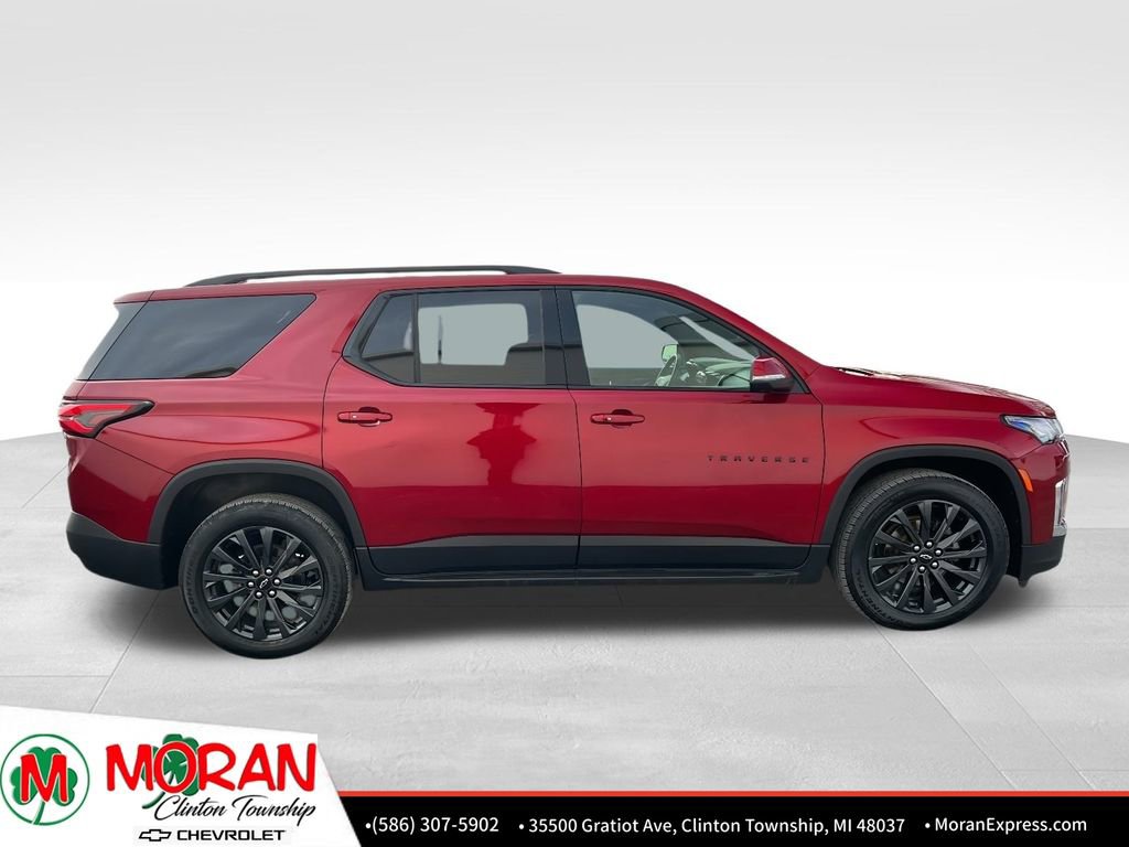 Certified 2023 Chevrolet Traverse RS w/ LPO, Floor Liner Package image 7