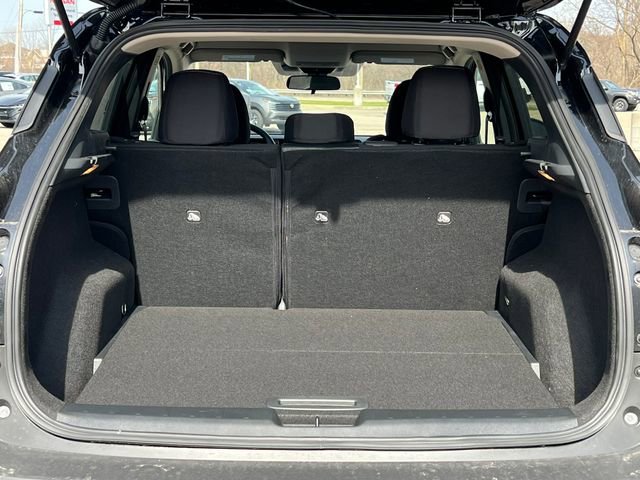 New 2026 Nissan Kicks SV w/ Cold Weather Package image 27