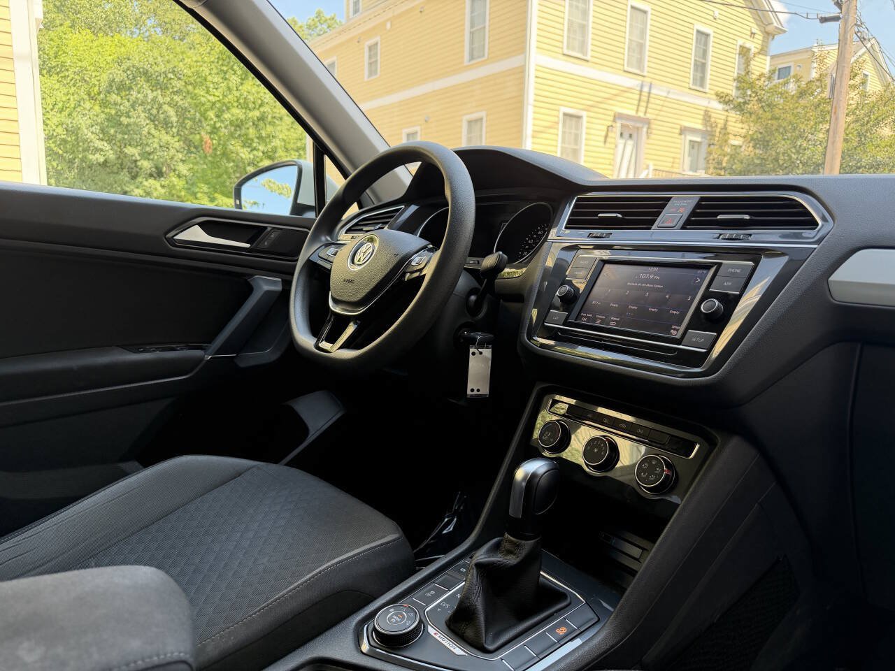 Used 2018 Volkswagen Tiguan S AWD/4WD image 8