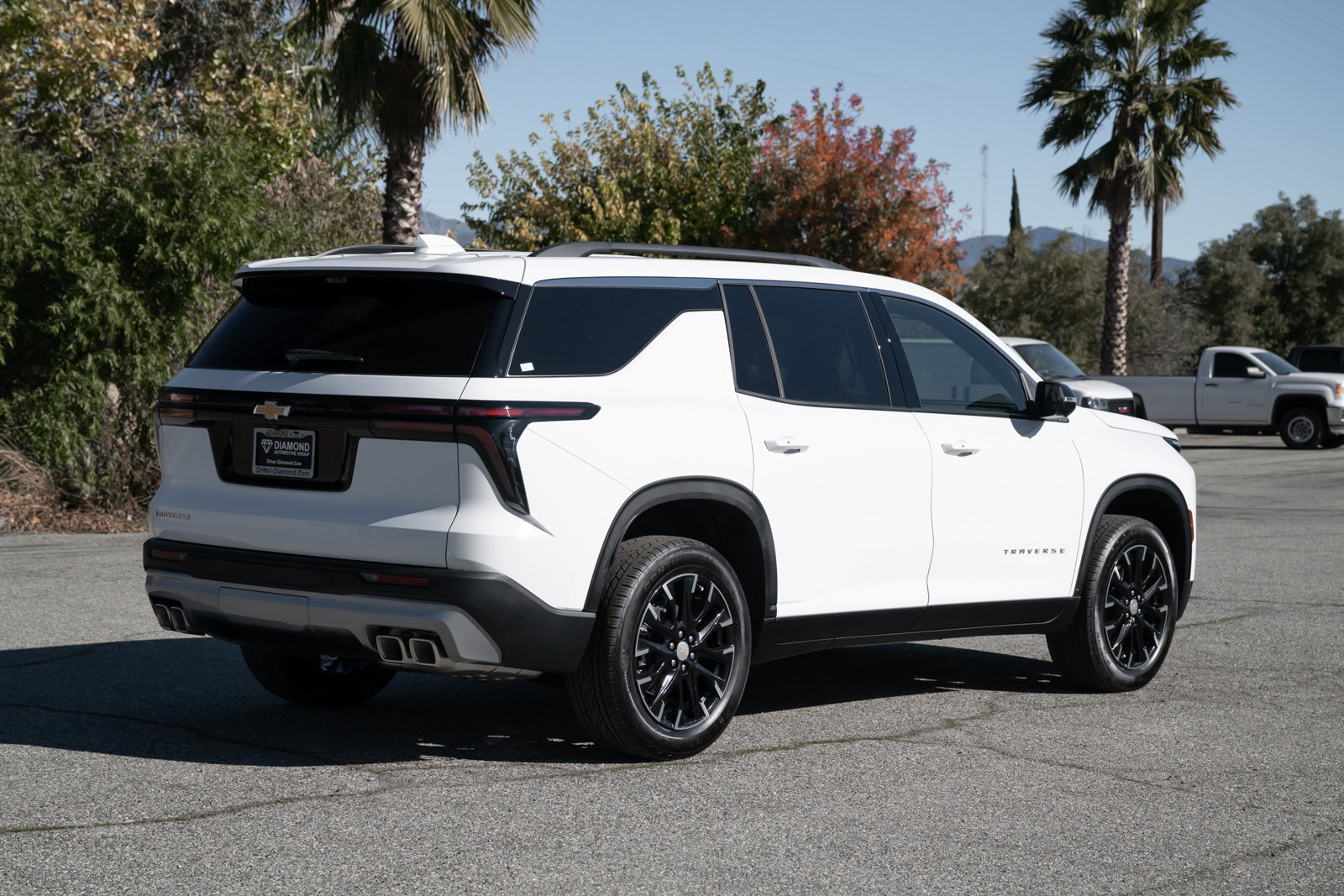 New 2026 Chevrolet Traverse LT image 4