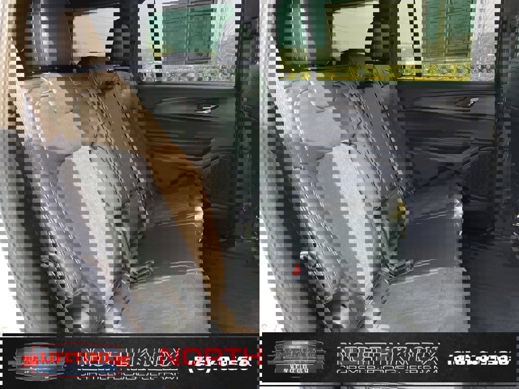 Used 2025 Jeep Grand Cherokee L Altitude image 25