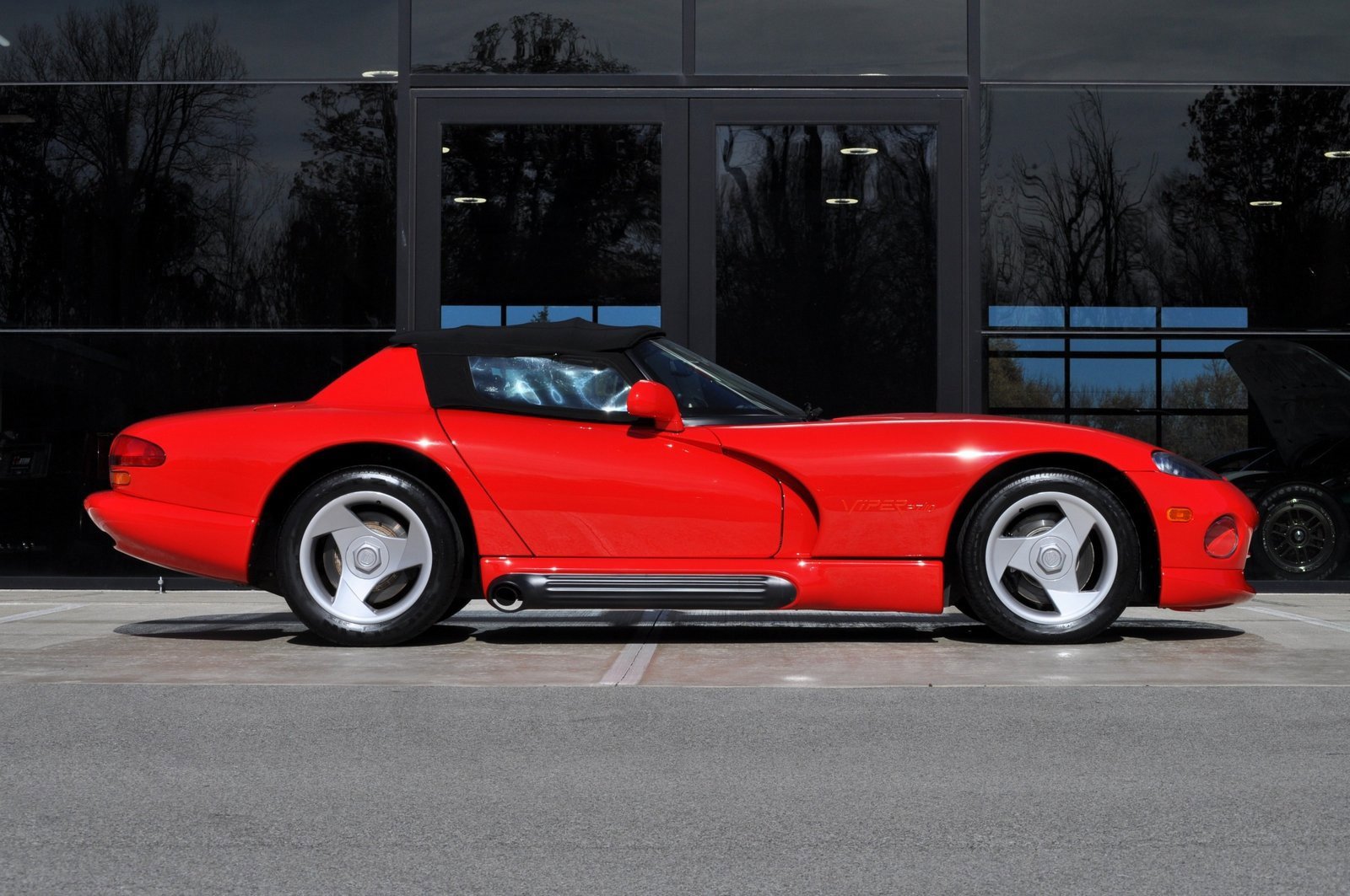 Used 1994 Dodge Viper RT/10 image 15