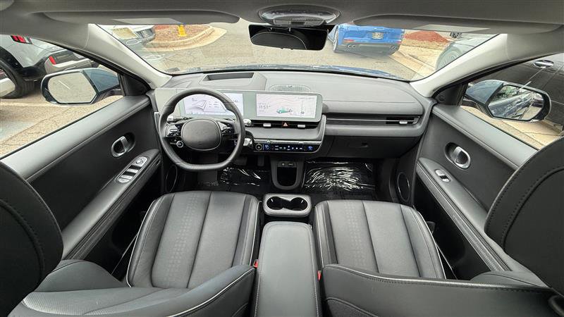 Used 2024 Hyundai Ioniq 5 Limited image 24