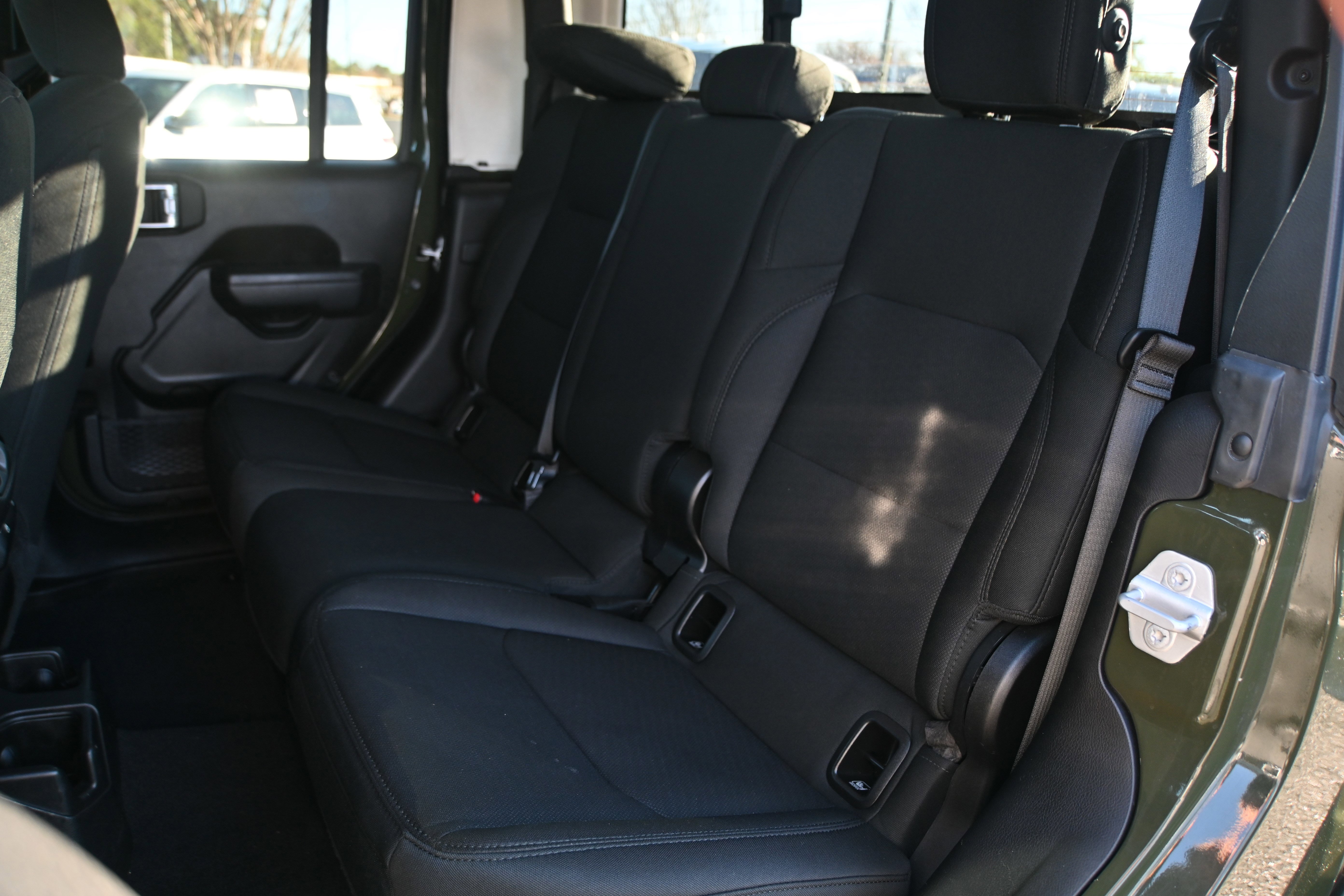 Used 2022 Jeep Gladiator Sport image 10