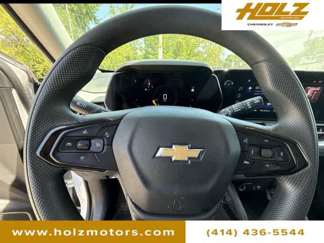 Used 2025 Chevrolet TrailBlazer LS w/ LS Convenience Package FWD image 11
