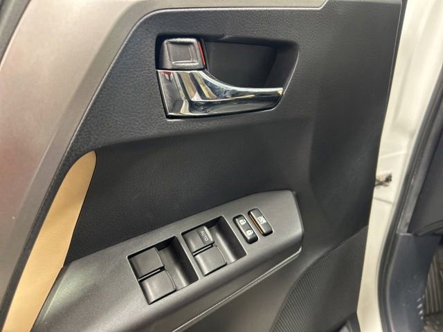 Used 2017 Toyota RAV4 XLE AWD/4WD image 21
