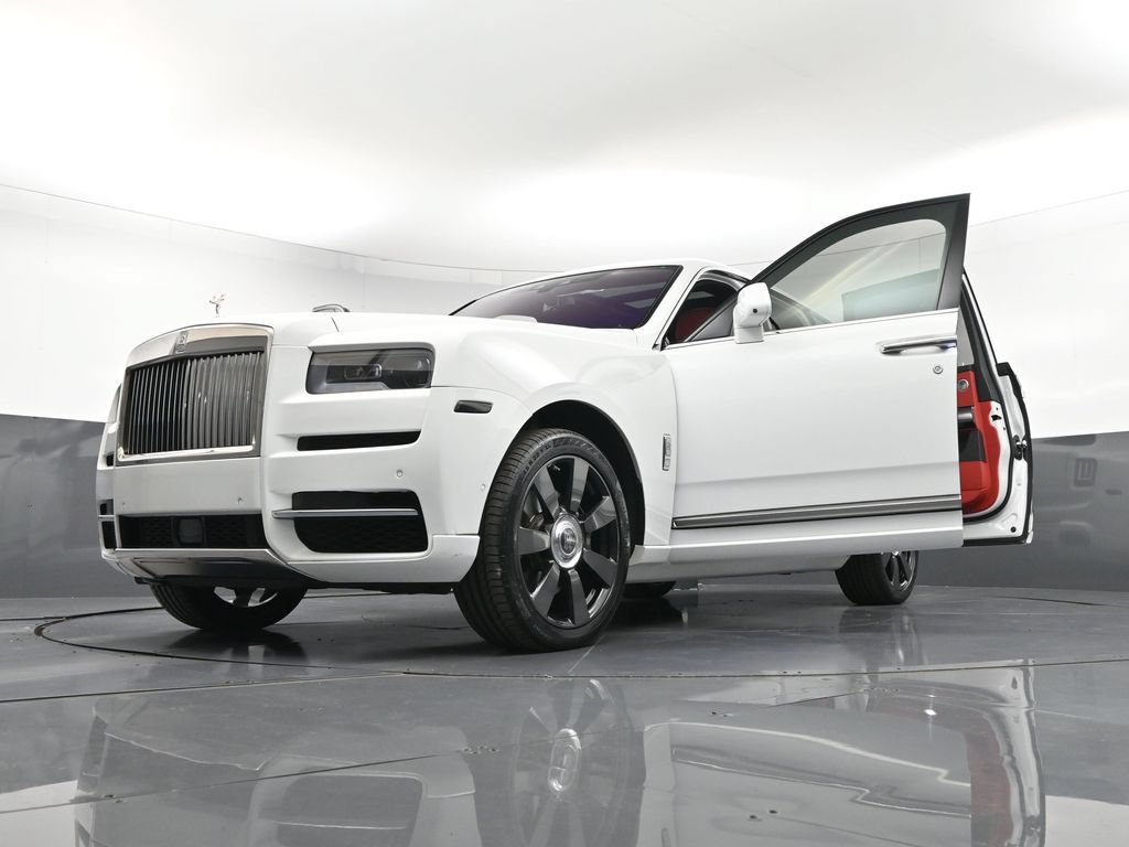 Certified 2019 Rolls-Royce Cullinan AWD/4WD image 44