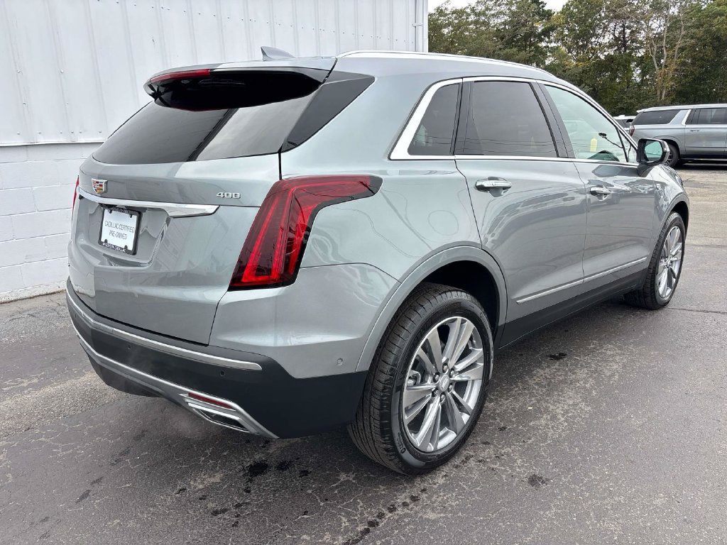 Used 2026 Cadillac XT5 Premium Luxury w/ Driver Assist Package AWD/4WD image 4