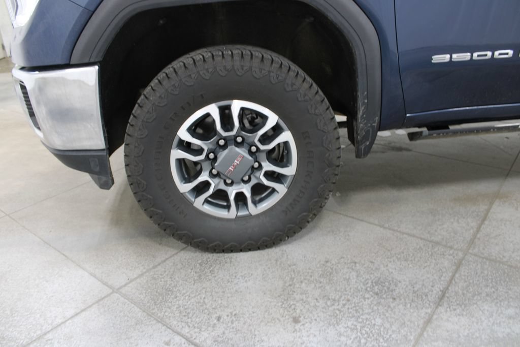 Used 2022 GMC Sierra 3500 SLE w/ SLE Convenience Package AWD/4WD image 37