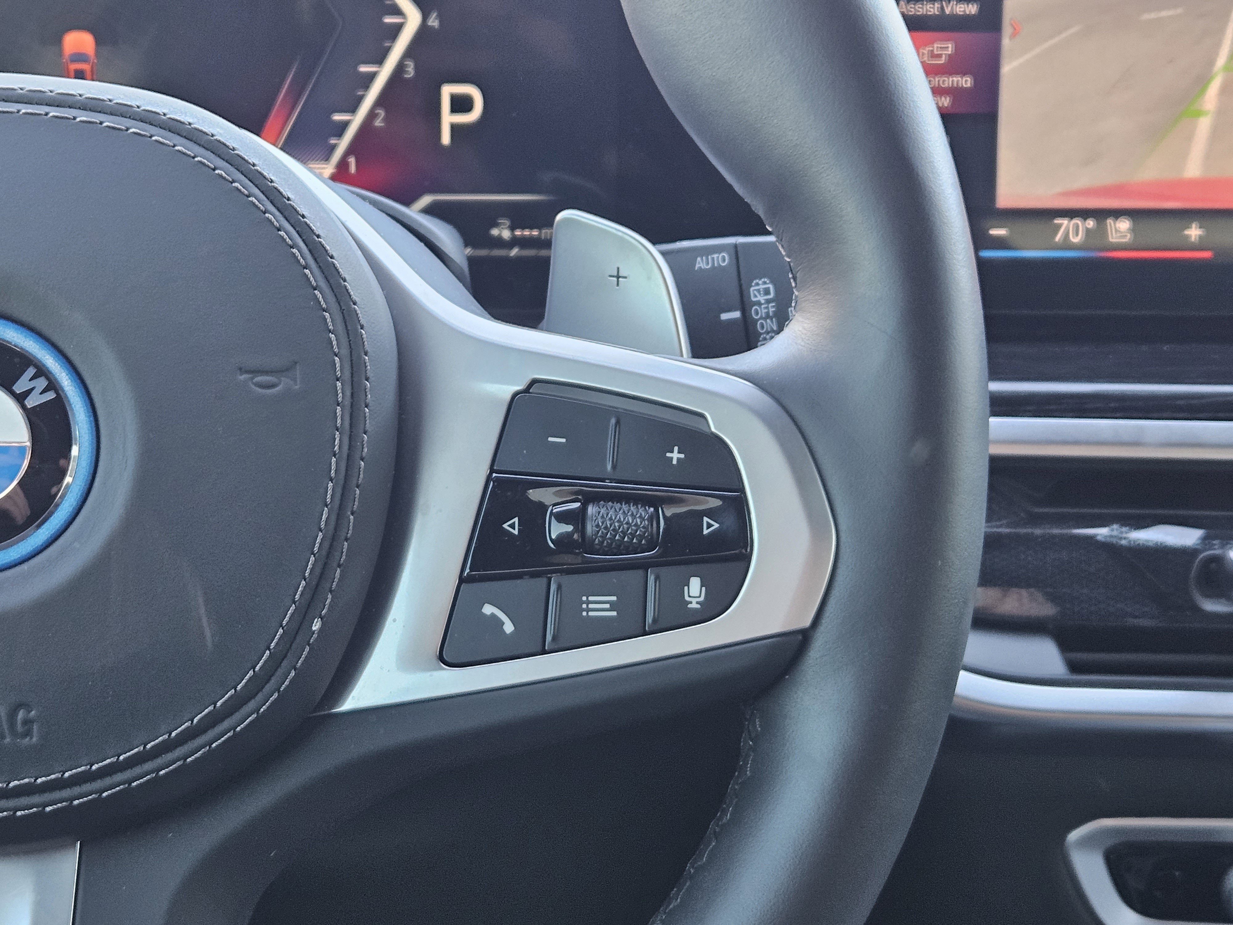 Used 2025 BMW X5 xDrive50e w/ Executive Package image 28