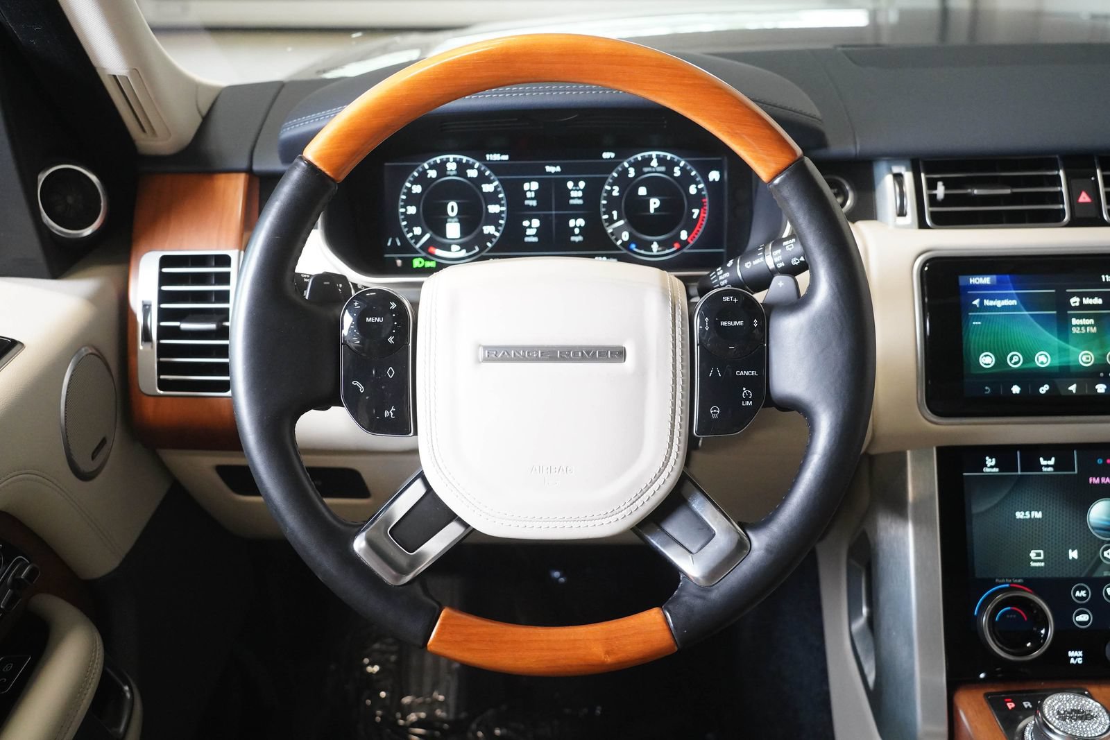 Used 2020 Land Rover Range Rover HSE AWD/4WD image 15