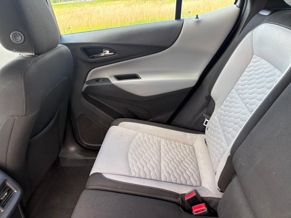 Used 2018 Chevrolet Equinox LS FWD image 39
