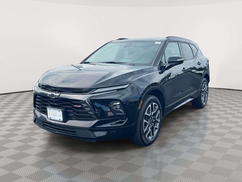 Used 2023 Chevrolet Blazer RS w/ Driver Confidence II Package AWD/4WD image 3