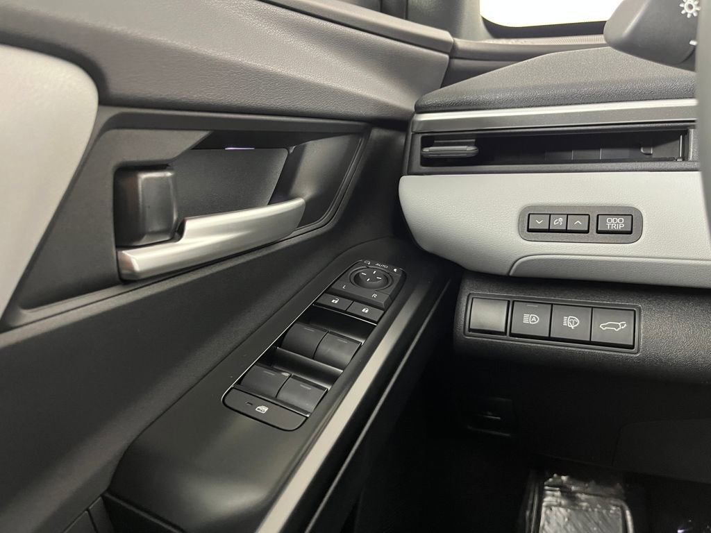 New 2026 Subaru Solterra Premium image 20