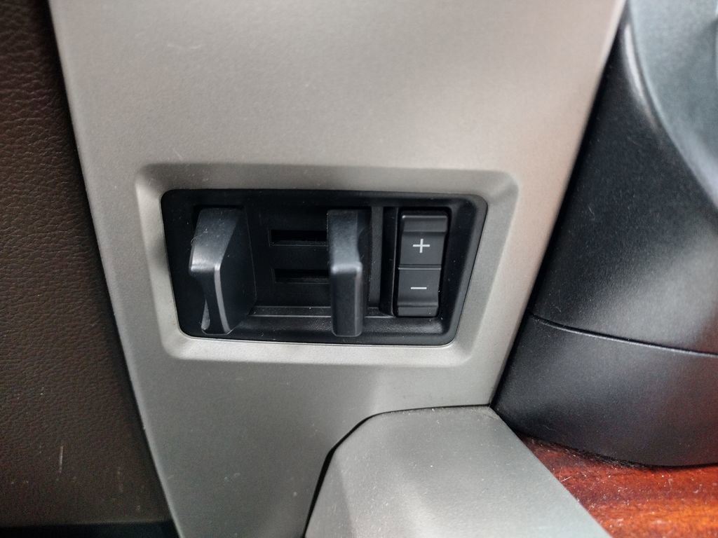 Used 2015 Ford F150 King Ranch image 33