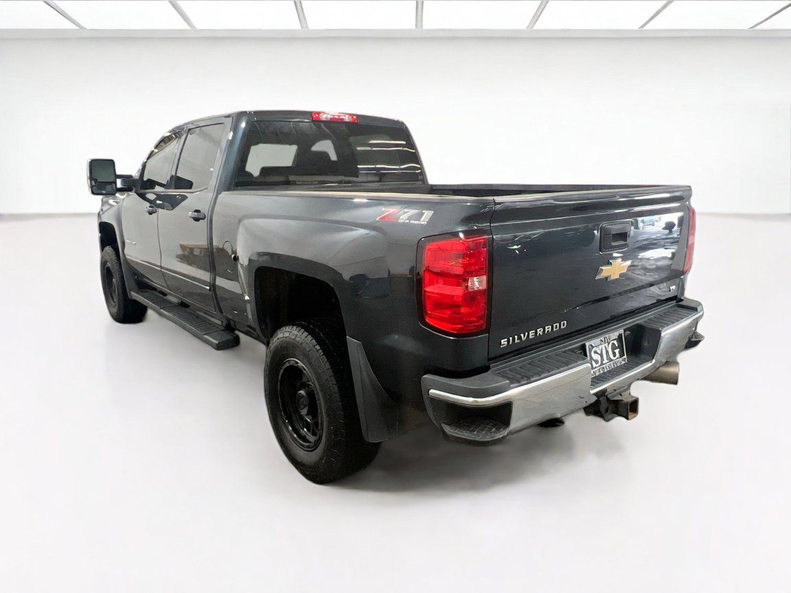 Used 2018 Chevrolet Silverado 2500 LT w/ LT Convenience Package AWD/4WD image 6