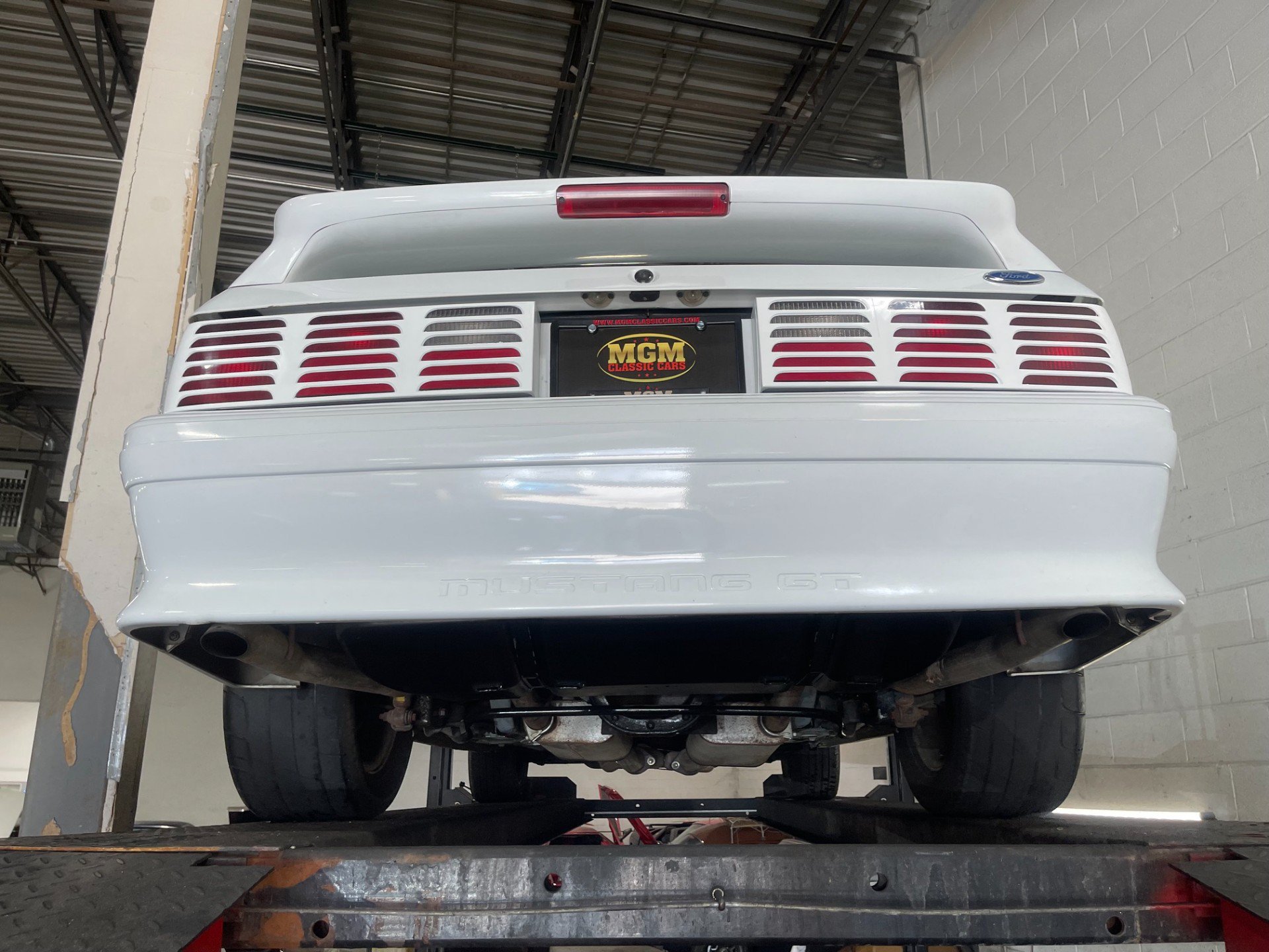 Used 1992 Ford Mustang GT RWD image 92