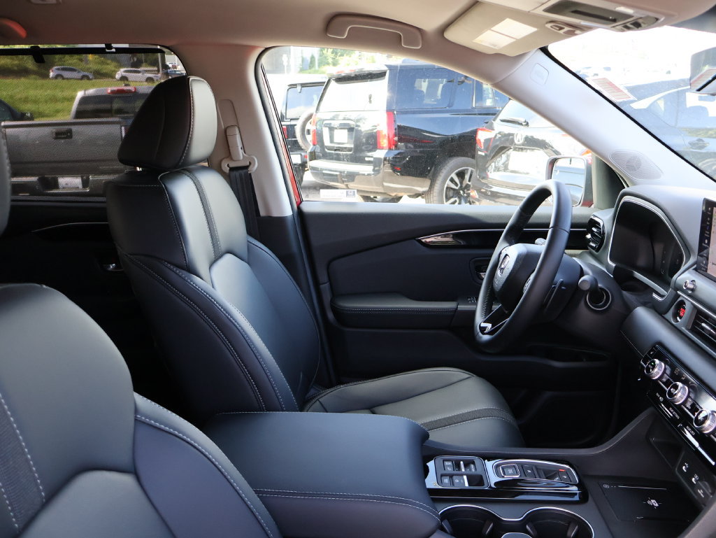Certified 2026 Honda Pilot EX-L image 8