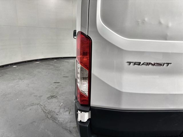 Used 2023 Ford Transit 250 Medium Roof AWD image 26