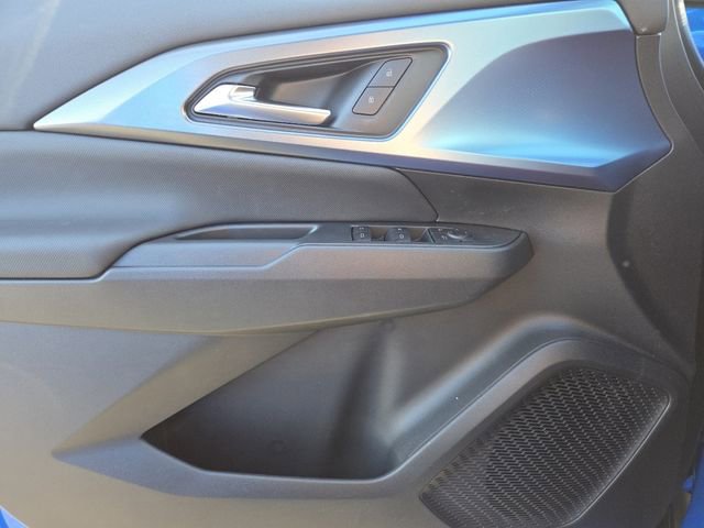 New 2026 Chevrolet Equinox EV LT image 28