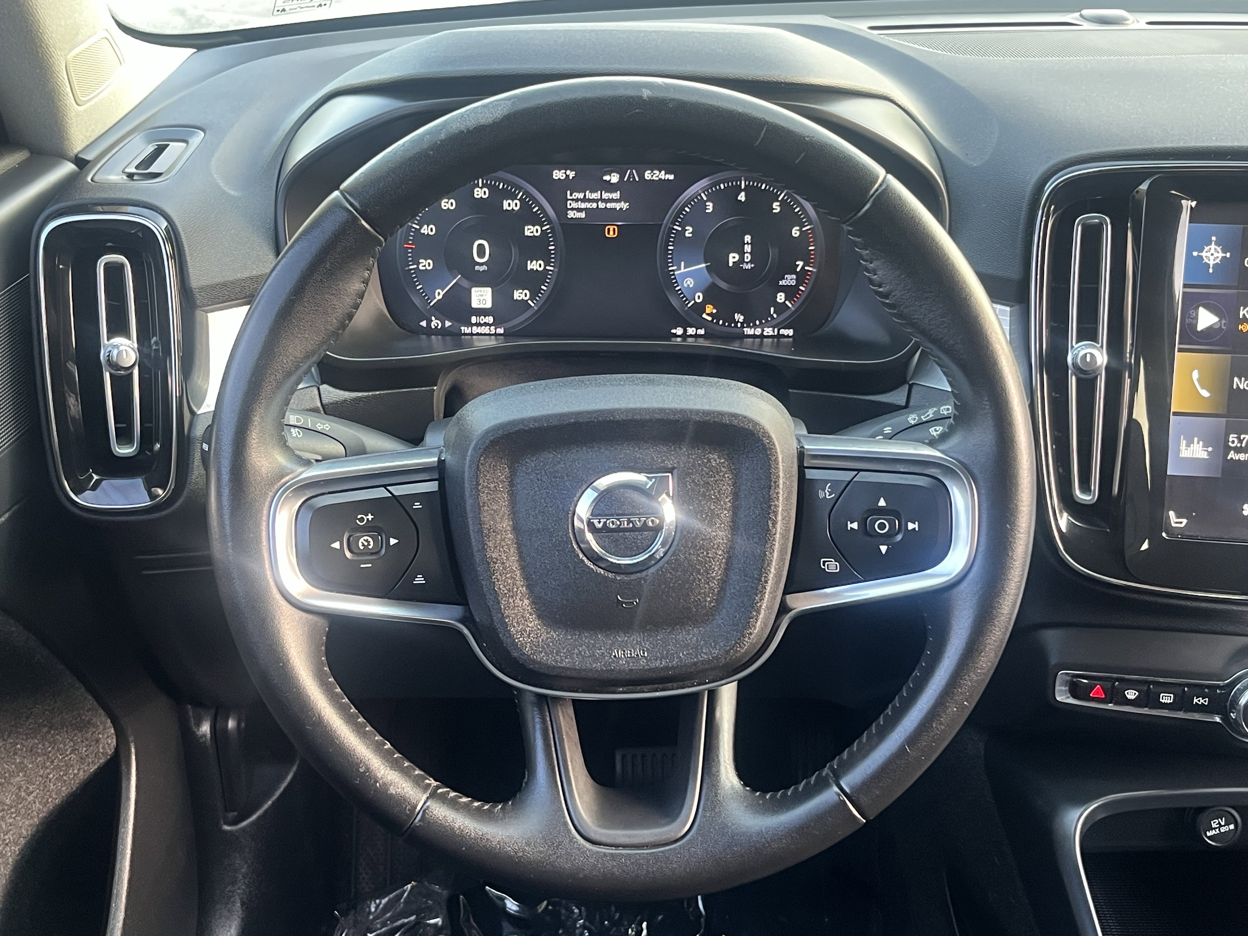 Used 2021 Volvo XC40 T5 Momentum AWD/4WD image 18