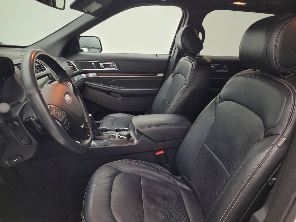 Used 2017 Ford Explorer Limited AWD/4WD image 17
