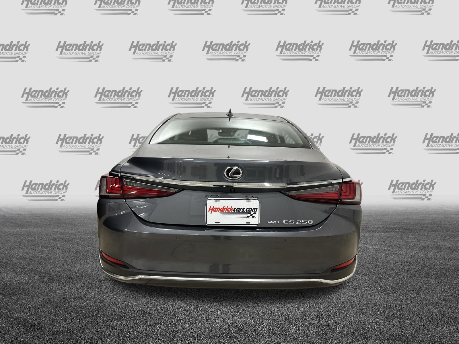 Certified 2024 Lexus ES 250 w/ Premium Package AWD/4WD image 9