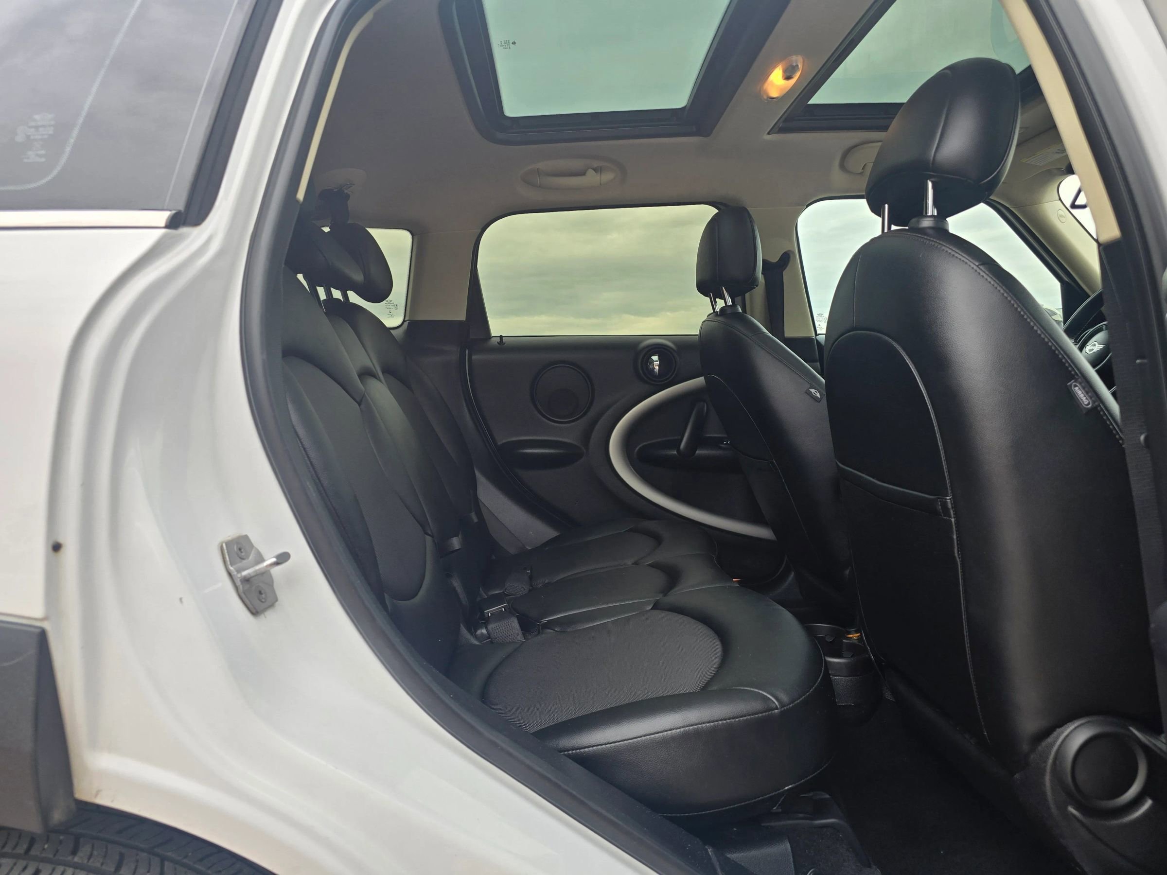 Used 2015 MINI Cooper Countryman FWD image 37