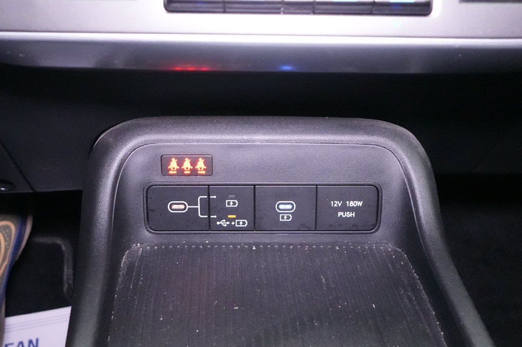 Used 2024 Hyundai Kona SEL AWD/4WD image 29