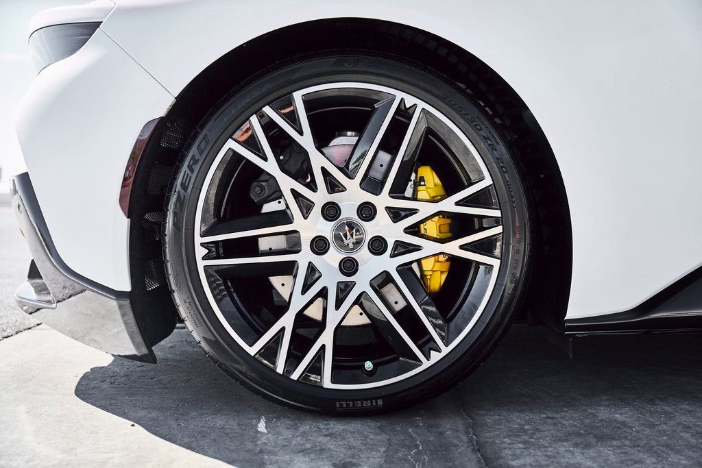 Used 2023 Maserati MC20 Coupe RWD image 27