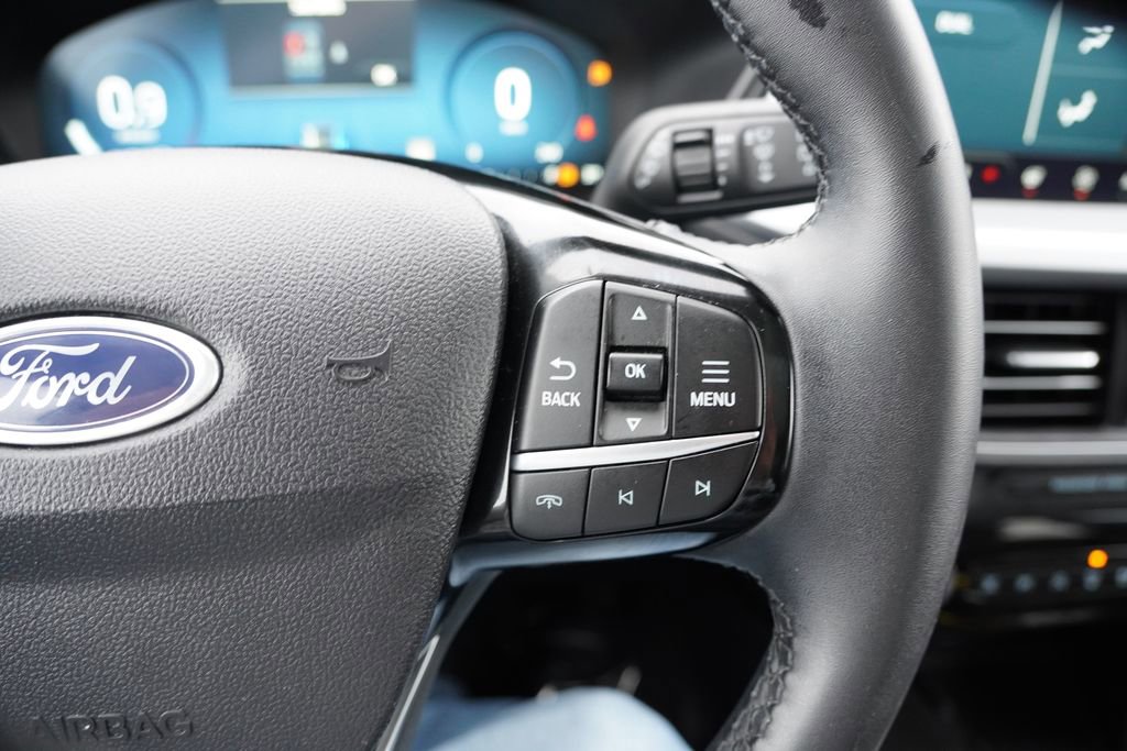 Certified 2023 Ford Escape Platinum image 38